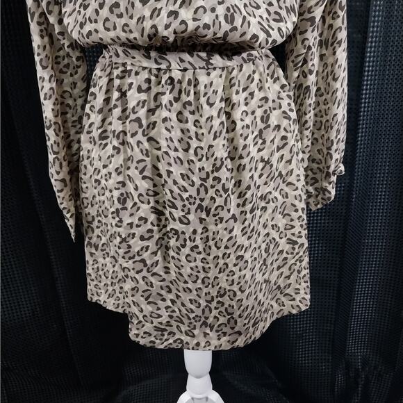 NWOT! ANN TAYLOR LOFT! BEIGE, CREAM, BROWN LEOPARD CHIFFON FLUTTERY DRESS! SZ 4 - Picture 8 of 11